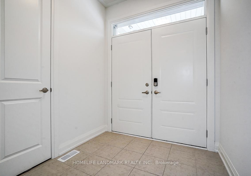 1404-mockingbird-square-pickering-ontario-e12941500