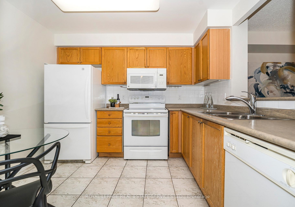 1000-the-esplanade-n-pickering-ontario-e12941786