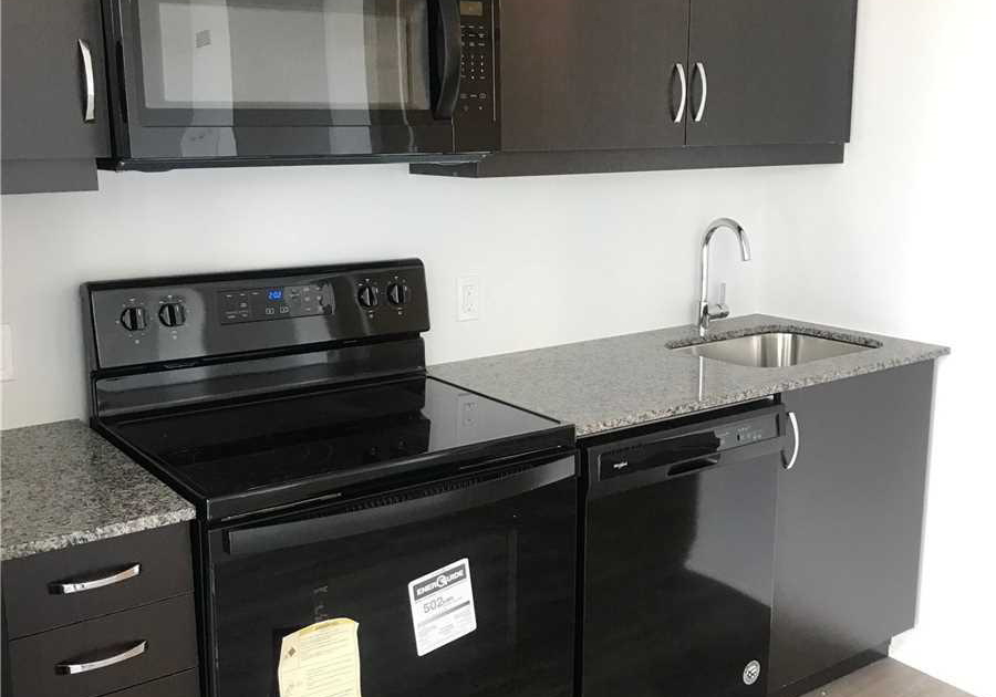 30-meadowglen-place-scarborough-ontario-e12941972