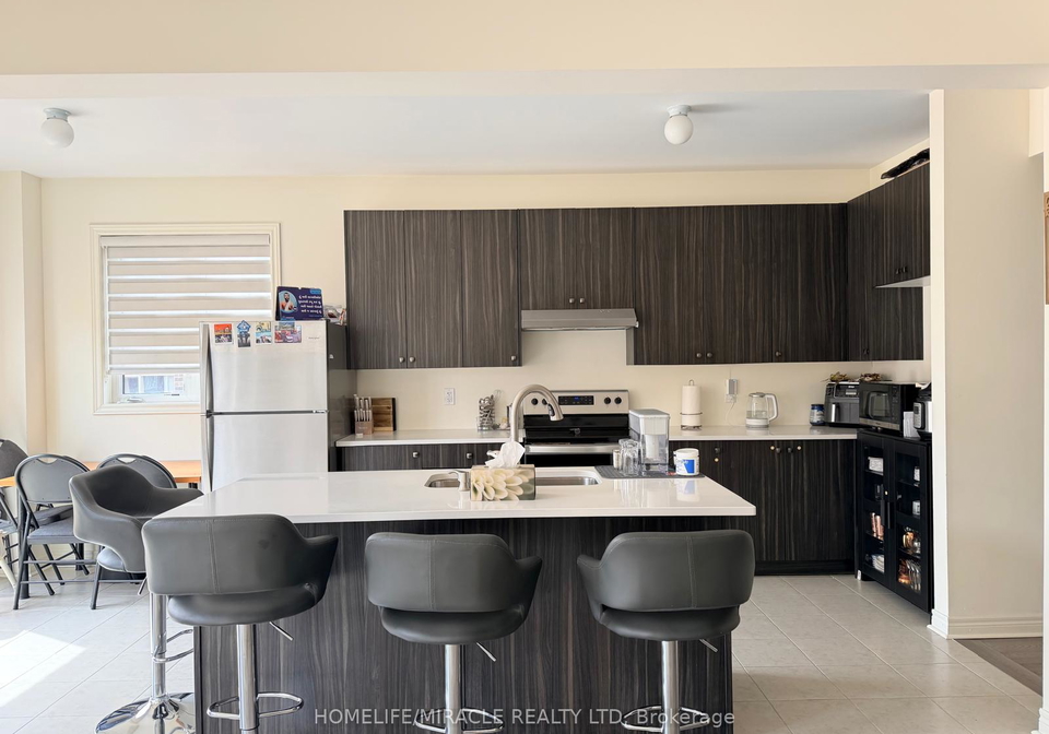 1218-jim-brewster-circle-oshawa-ontario-e12942038