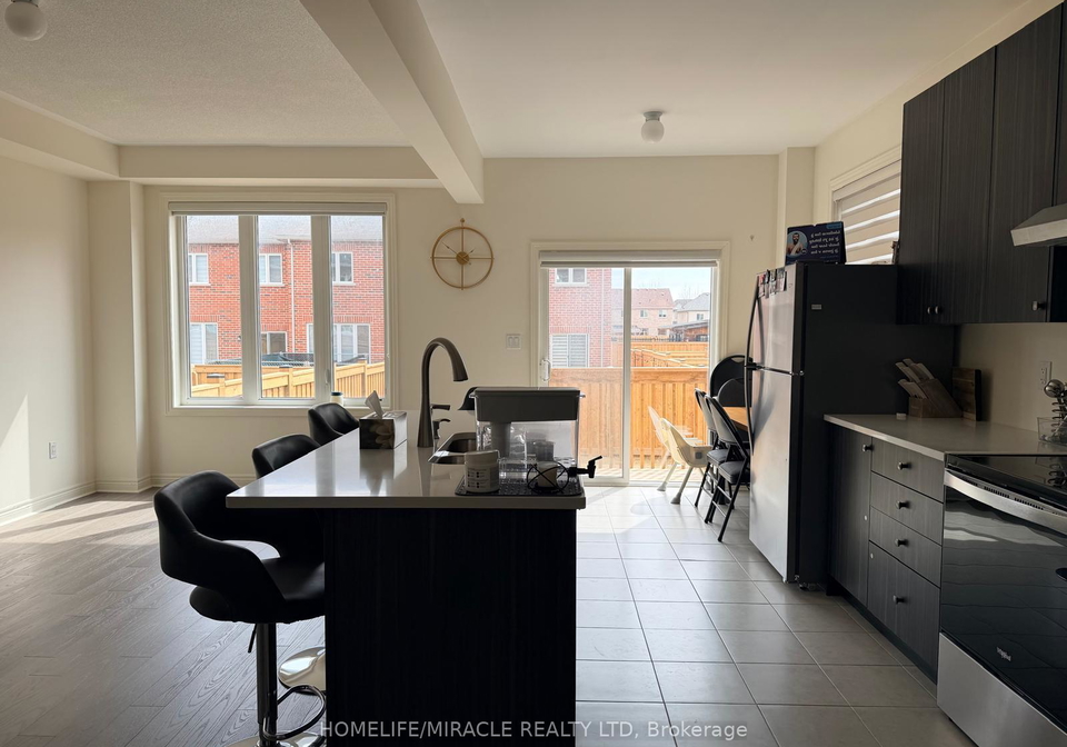 1218-jim-brewster-circle-oshawa-ontario-e12942038