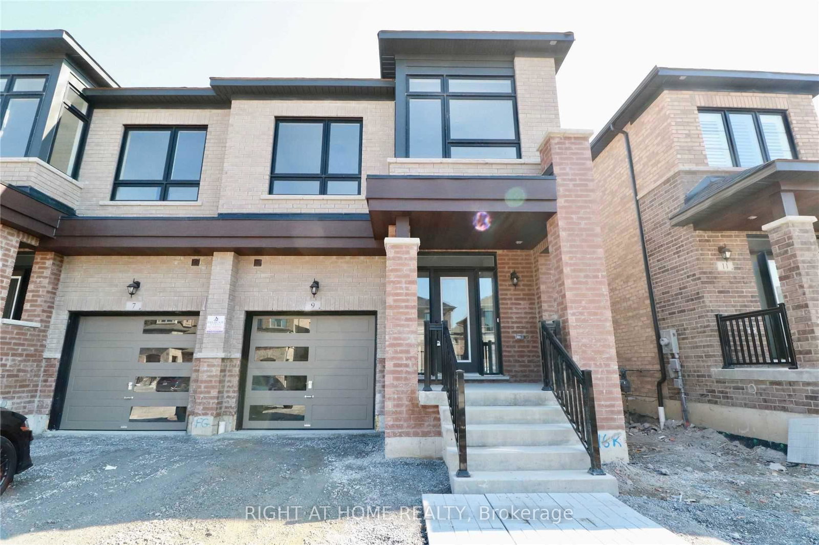 9-conarty-crescent-whitby-ontario-e12942150