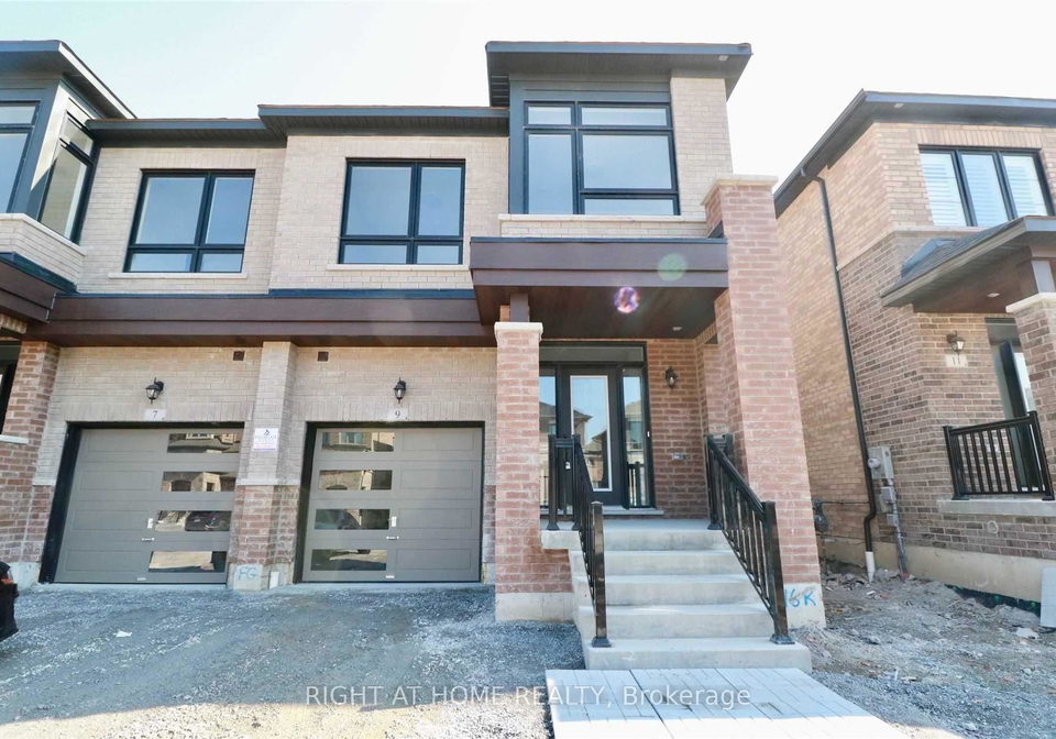 9-conarty-crescent-whitby-ontario-e12942150