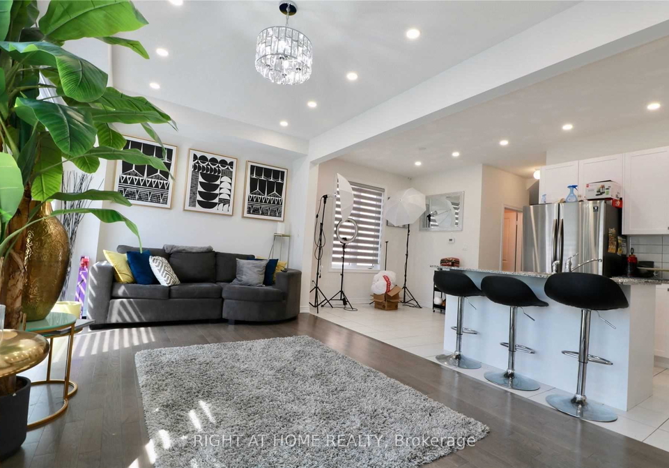 9-conarty-crescent-whitby-ontario-e12942150