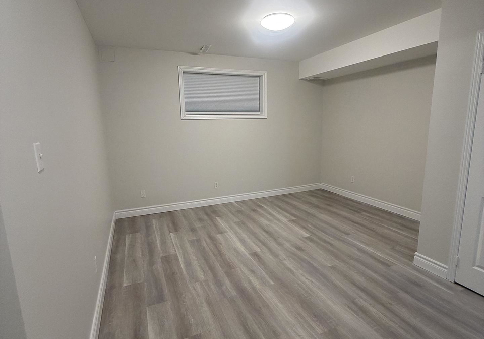 9-lenthall-avenue-scarborough-ontario-e12942758