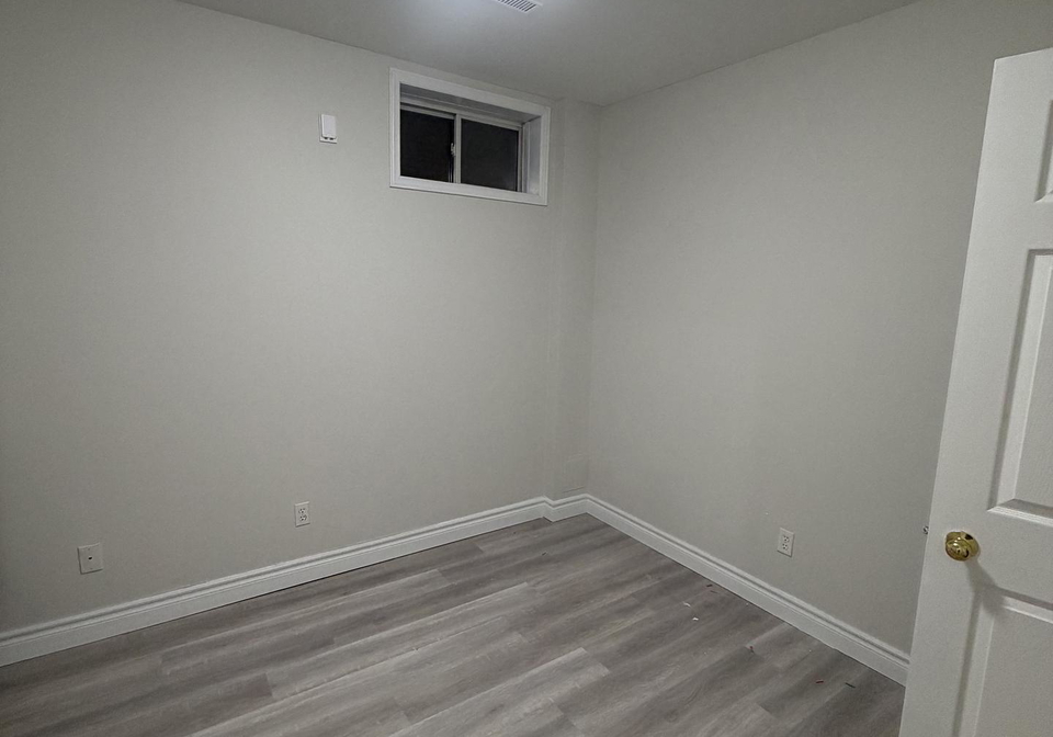 9-lenthall-avenue-scarborough-ontario-e12942758