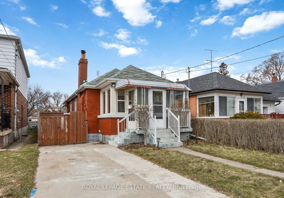 22-medford-avenue-scarborough-ontario-e12944690