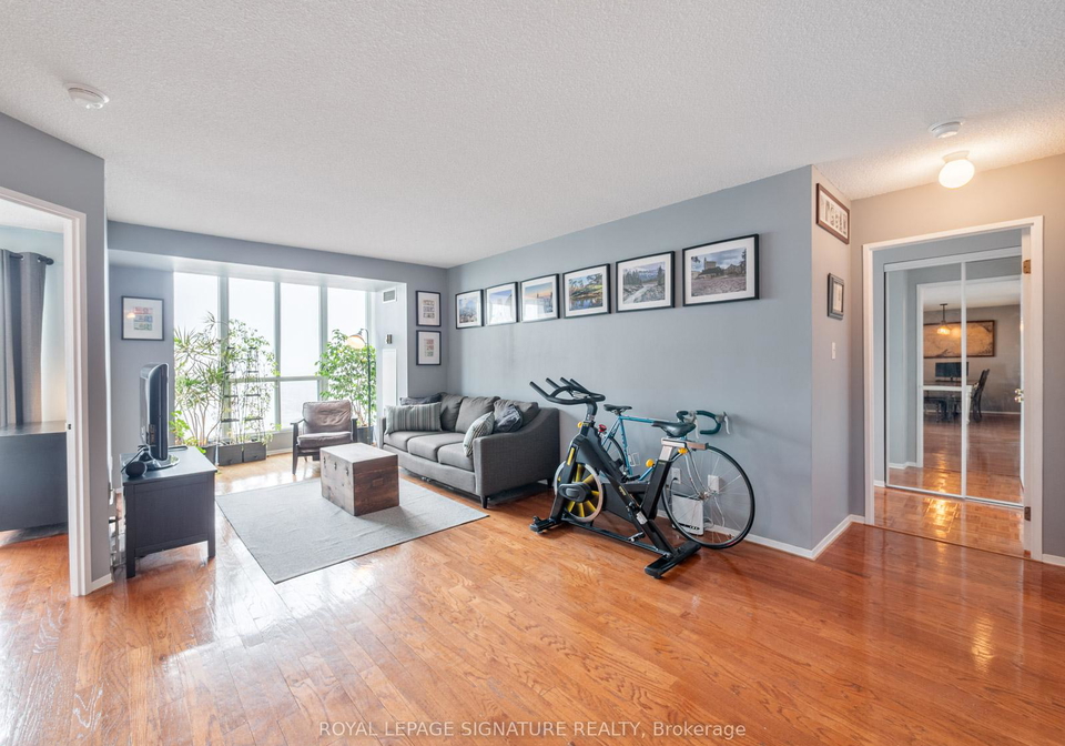 2550-lawrence-avenue-e-scarborough-ontario-e12945432