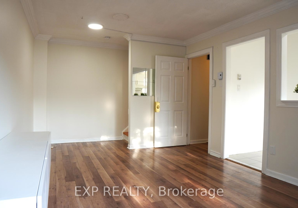 2-white-abbey-park-scarborough-ontario-e12946336