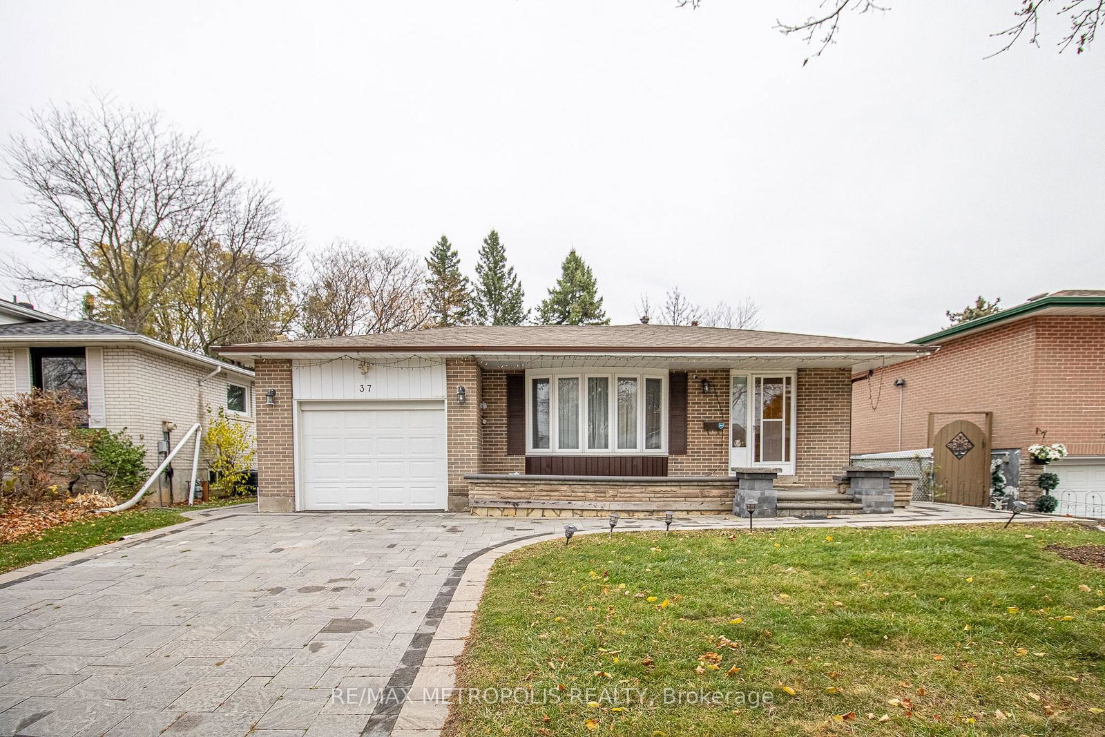 37-albacore-crescent-scarborough-ontario-e12946808