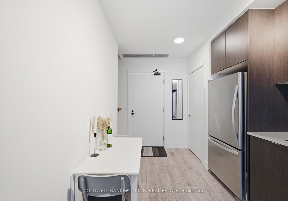 1610-charles-street-whitby-ontario-e12946814