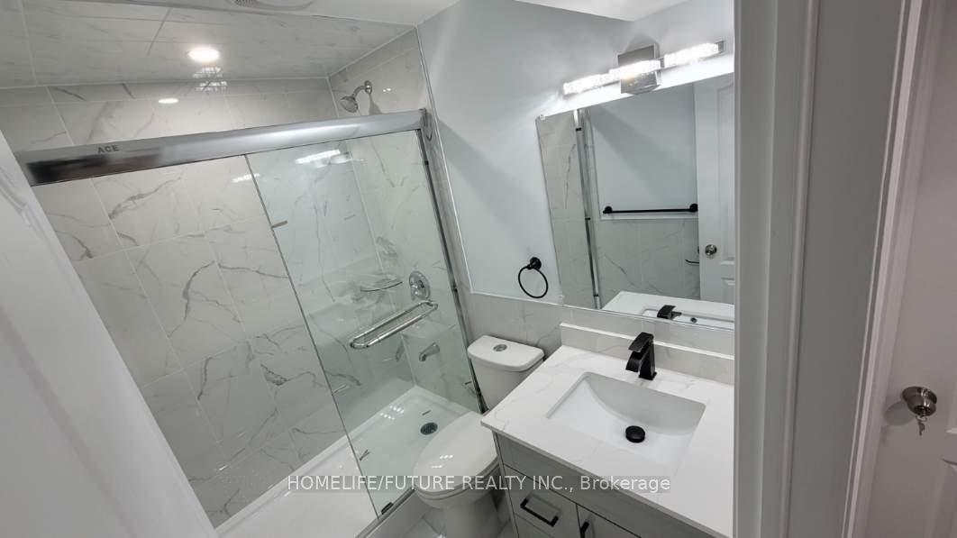 12-wilsongary-circle-ajax-ontario-e12948146