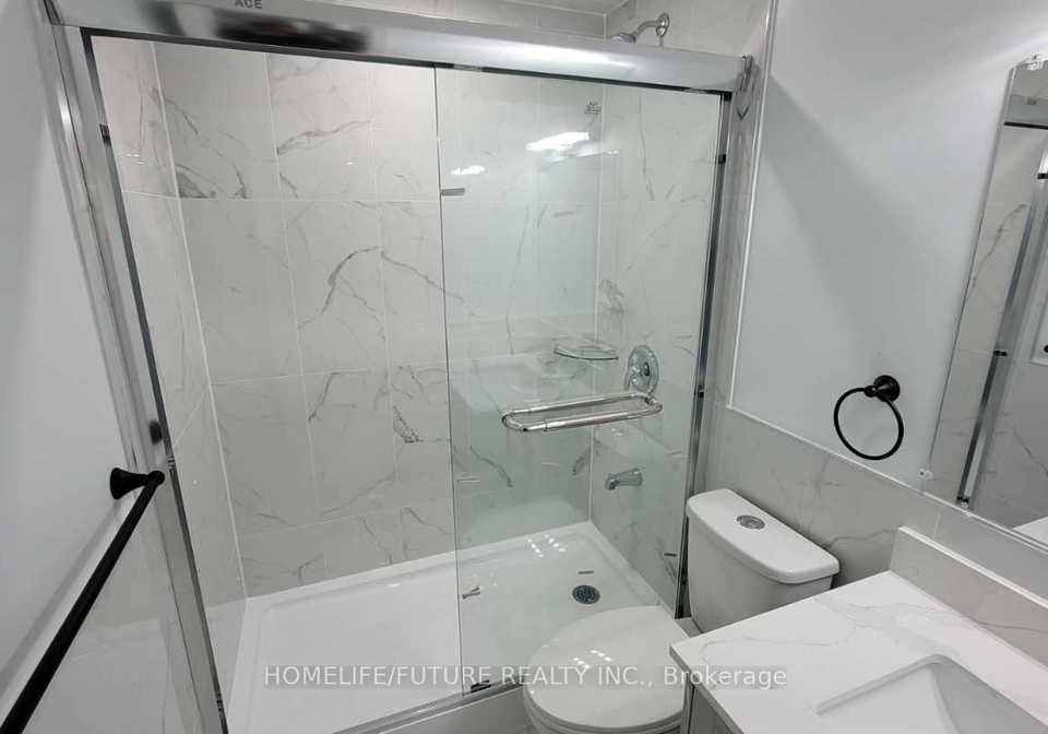 12-wilsongary-circle-ajax-ontario-e12948146