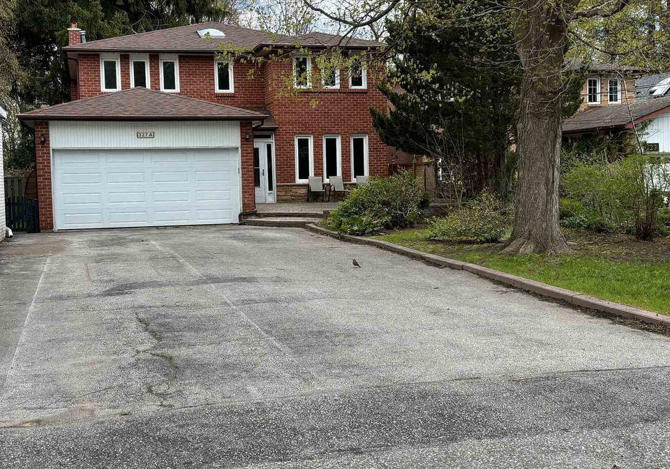 327a-beechgrove-drive-scarborough-ontario-e12948332