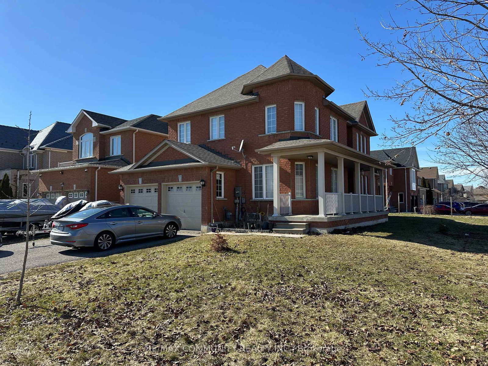 12-ball-crescent-whitby-ontario-e12948742
