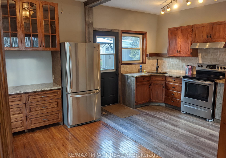 806-stone-street-oshawa-ontario-e12949524