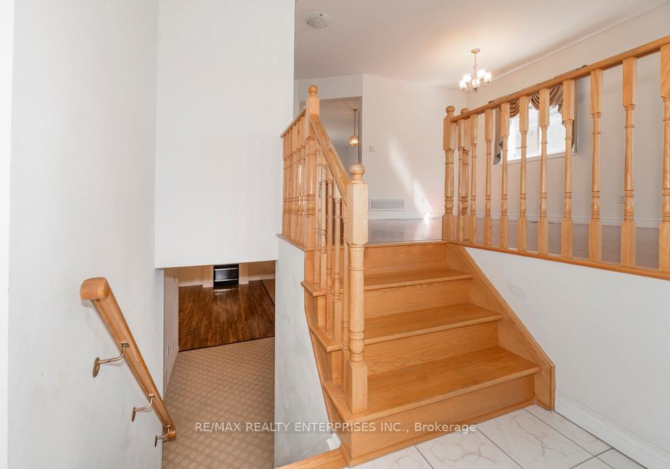 802-coldstream-drive-oshawa-ontario-e12949626