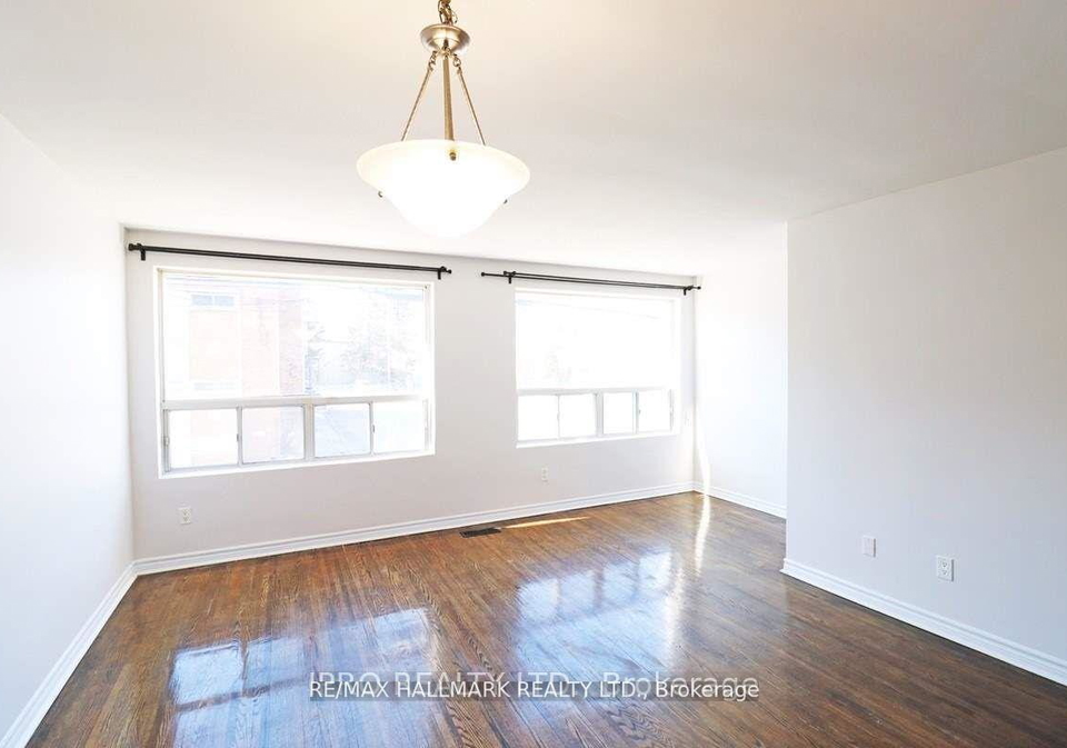 1237e-woodbine-avenue-east-york-ontario-e12950794