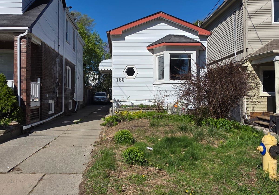 160-king-edward-avenue-east-york-ontario-e12952048