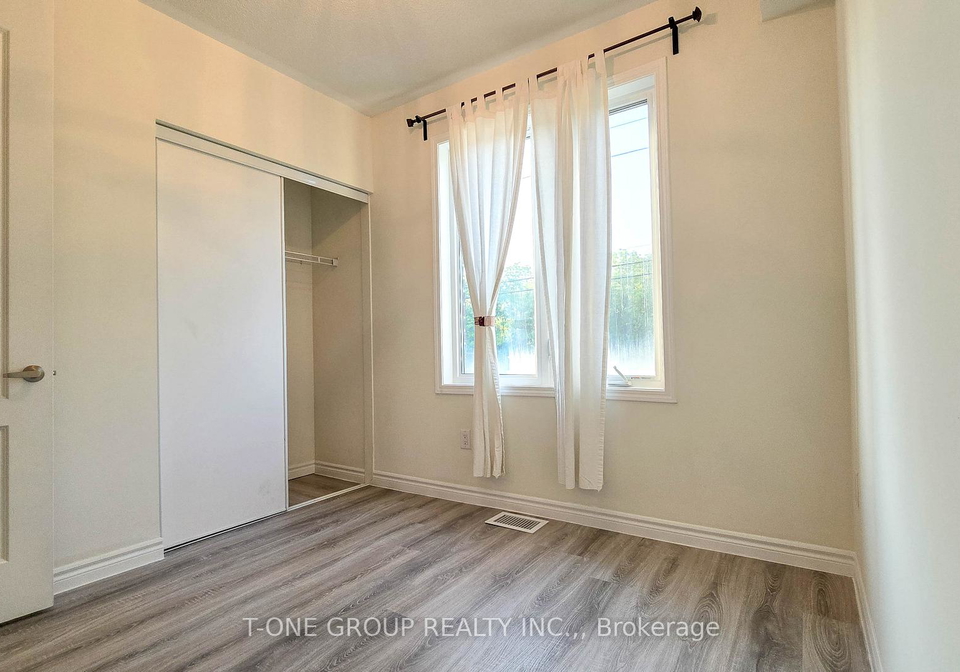 1148-dragonfly-avenue-pickering-ontario-e12953406