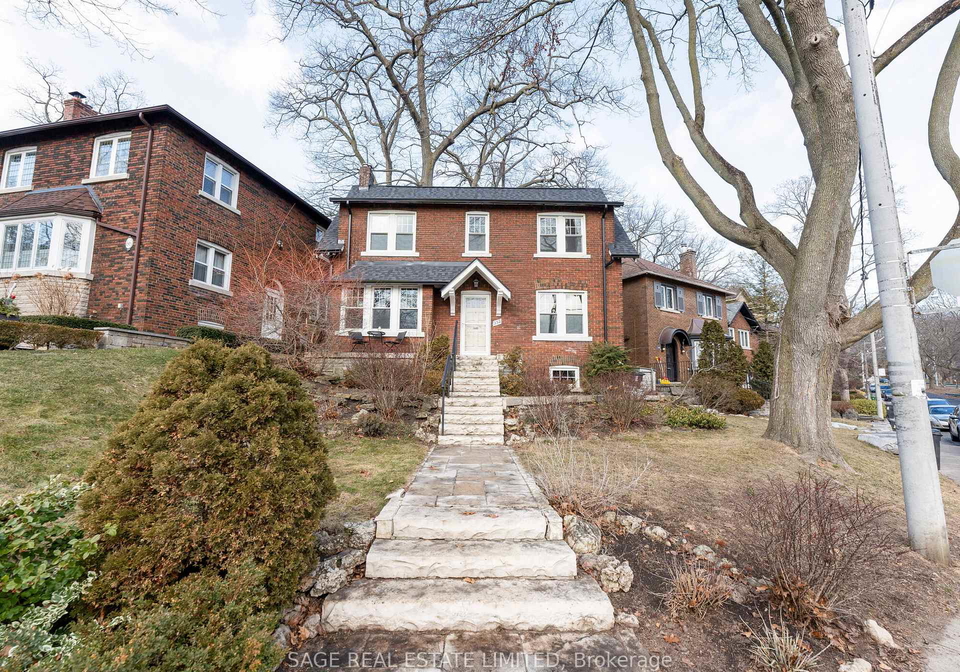 252-glen-manor-drive-w-toronto-ontario-e12953536