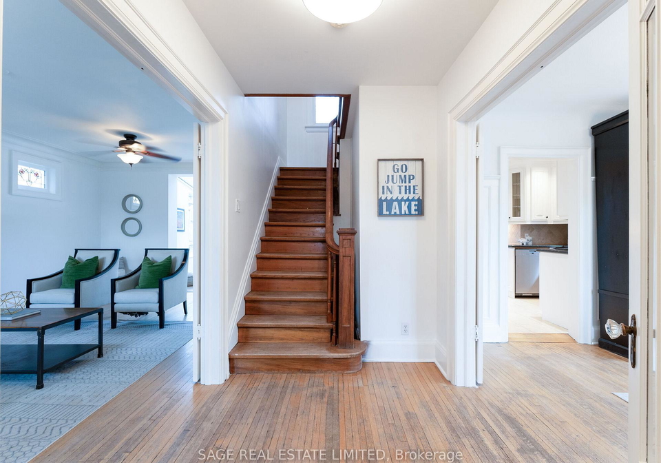 252-glen-manor-drive-w-toronto-ontario-e12953536