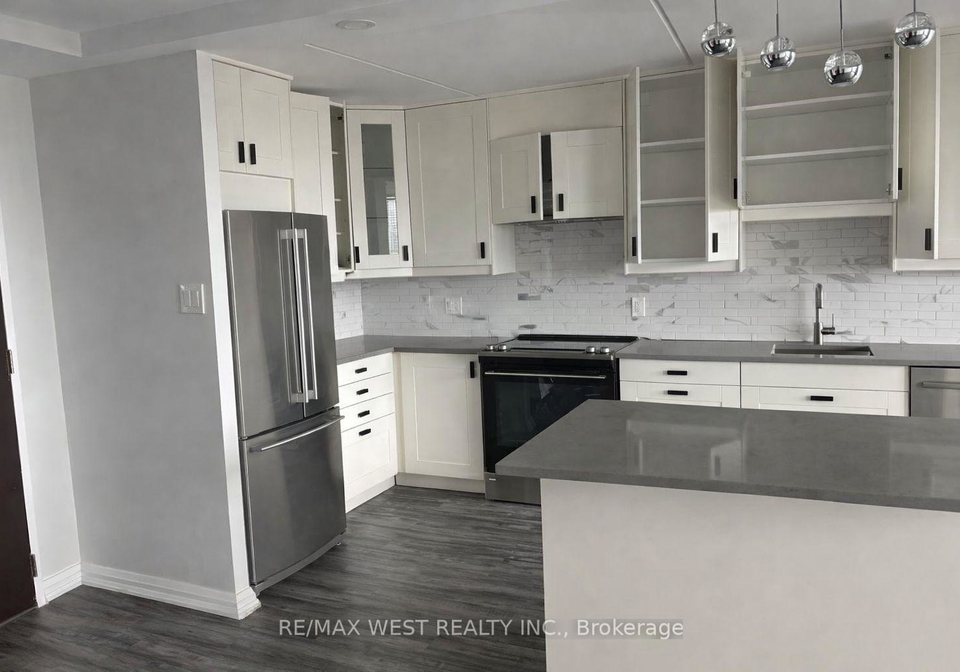 2-glamorgan-avenue-scarborough-ontario-e12953588