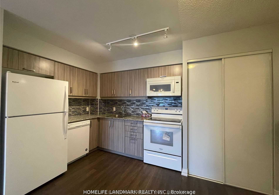 30-meadowglen-place-scarborough-ontario-e12954098