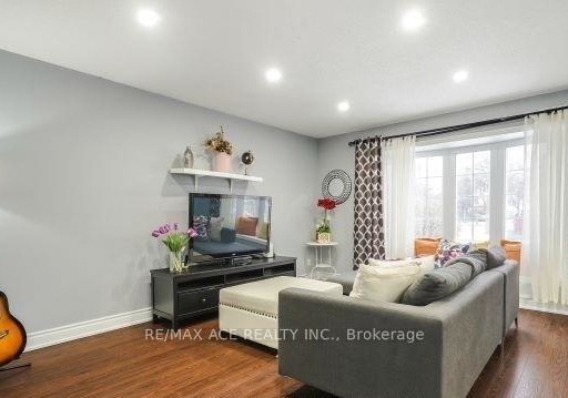 45-snowball-crescent-scarborough-ontario-e12954124