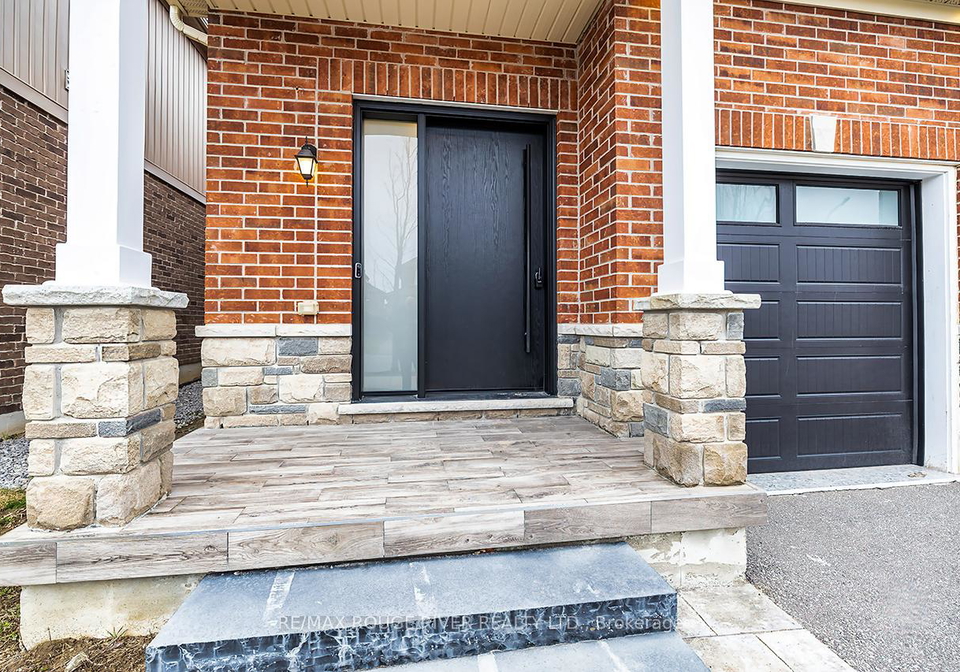 10-moses-crescent-clarington-ontario-e12954146