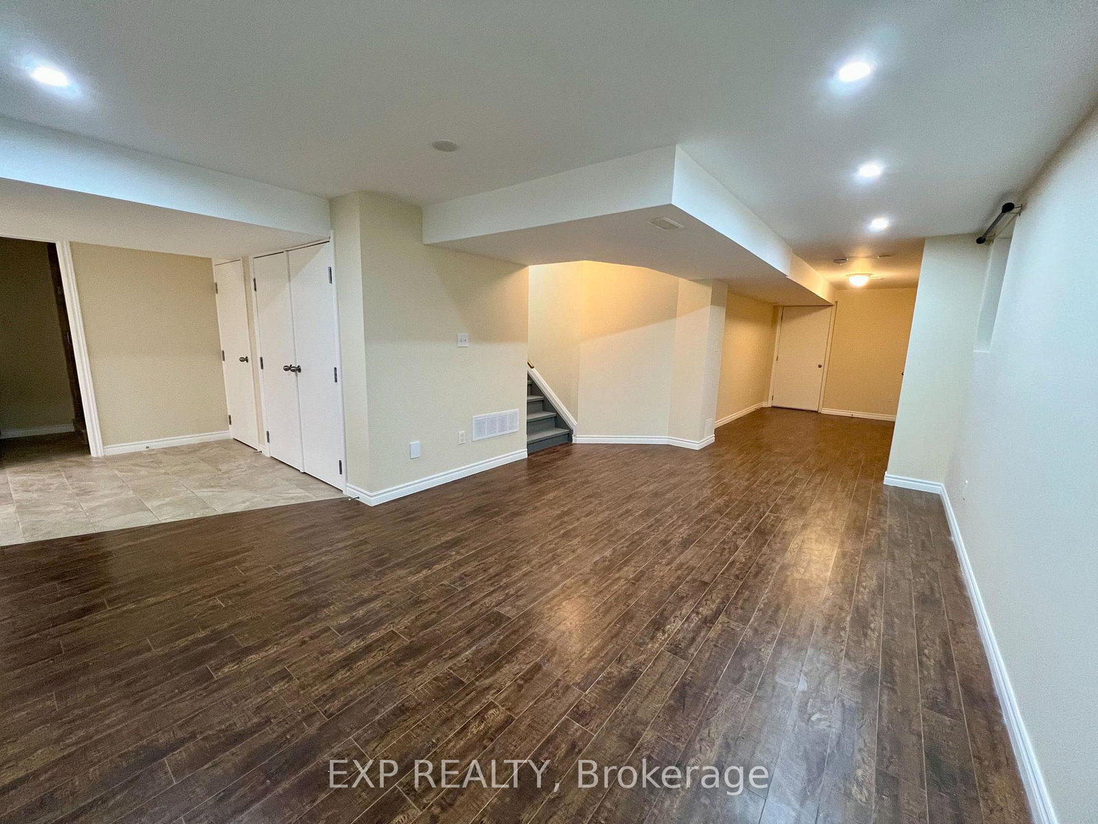 149-dance-act-avenue-oshawa-ontario-e12954354
