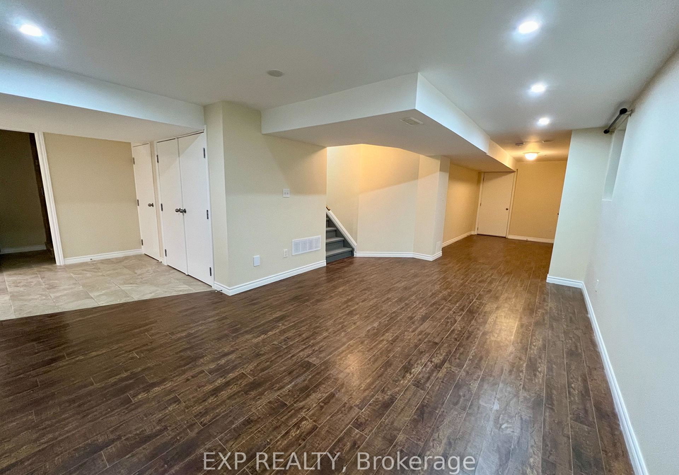 149-dance-act-avenue-oshawa-ontario-e12954354