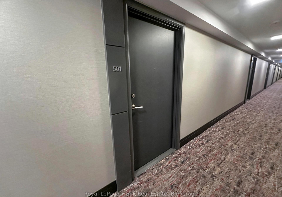 8-trent-avenue-toronto-ontario-e12954726
