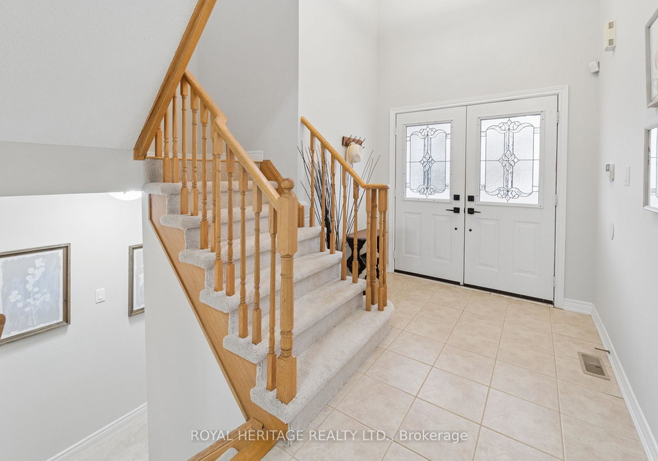44-cranborne-crescent-whitby-ontario-e12955276