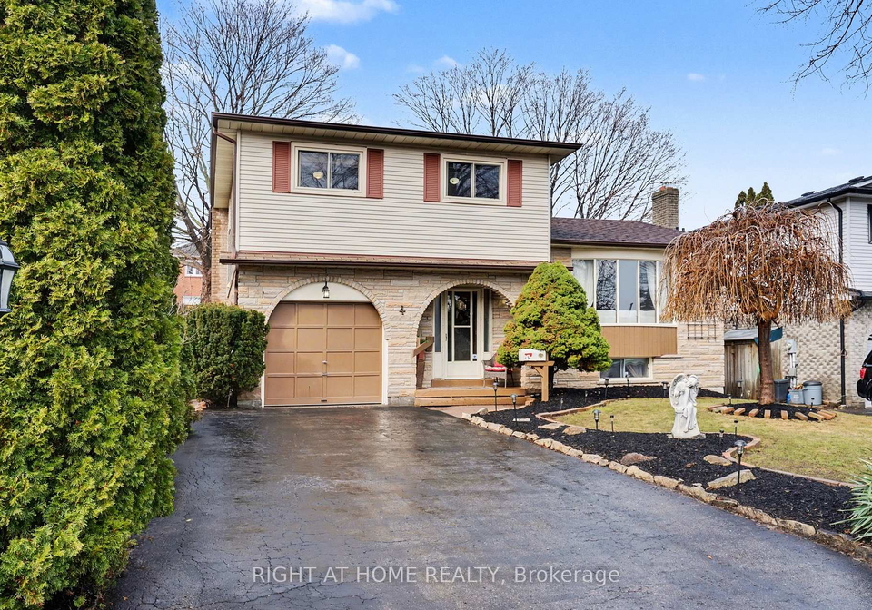 4-falcon-court-whitby-ontario-e12955796