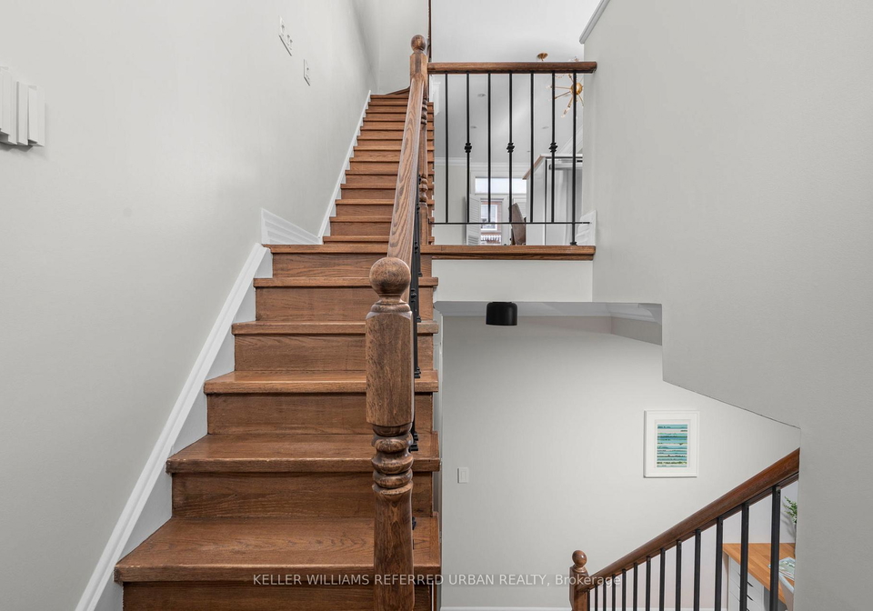 23-east-york-avenue-east-york-ontario-e12955892