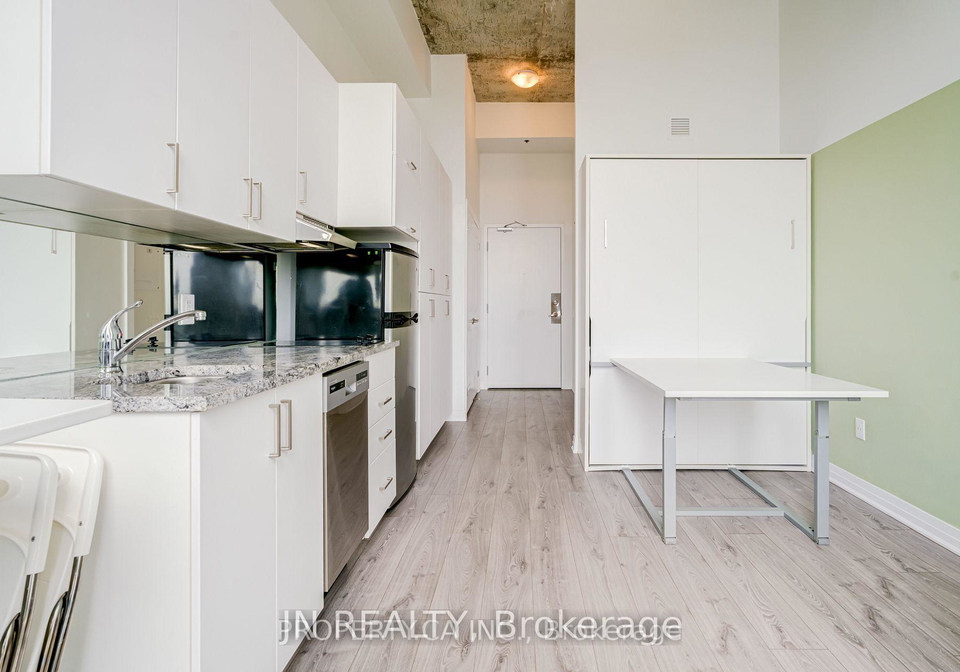 1900-simcoe-st-street-n-oshawa-ontario-e12955988
