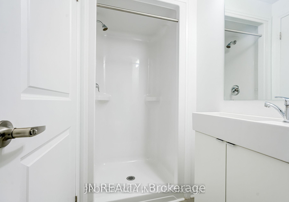 1900-simcoe-st-street-n-oshawa-ontario-e12955988