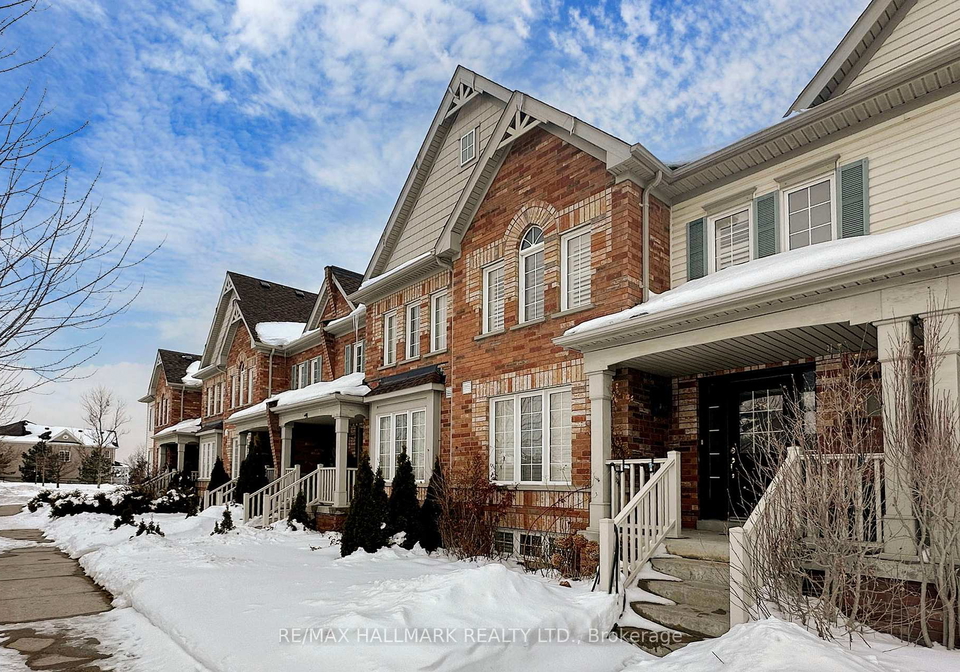 6-blytheway-gate-ajax-ontario-e12956248