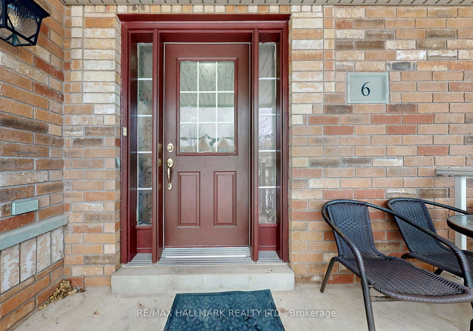 6-blytheway-gate-ajax-ontario-e12956248