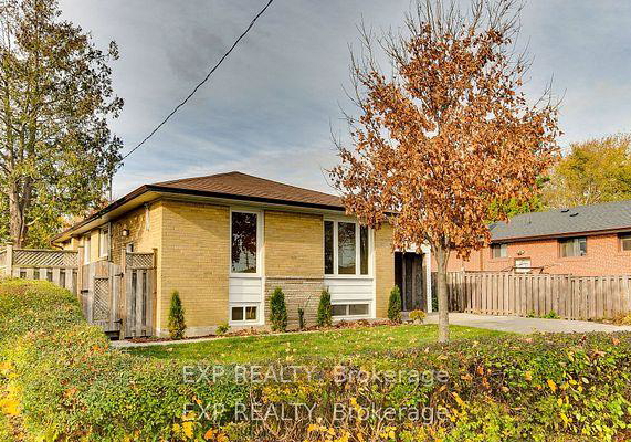 16-stephenfrank-road-scarborough-ontario-e12956468
