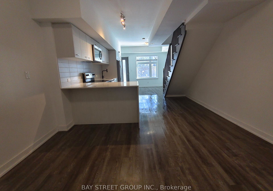 10-echo-point-scarborough-ontario-e12958044