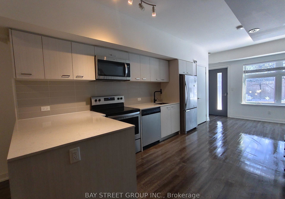 10-echo-point-scarborough-ontario-e12958044