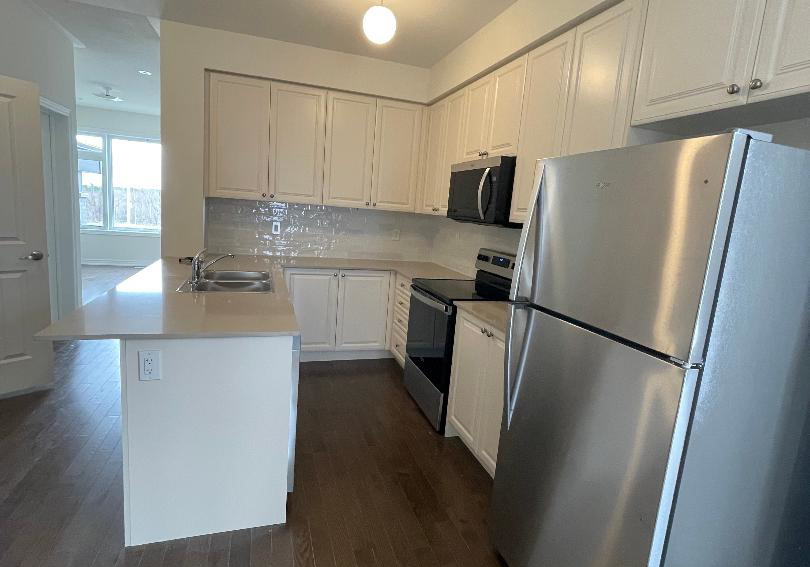 2890-peter-matthews-drive-pickering-ontario-e12958346