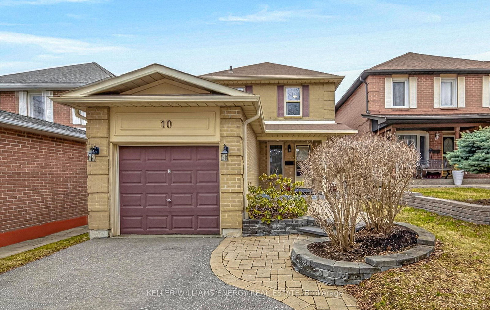 10-ducatel-crescent-ajax-ontario-e12960744