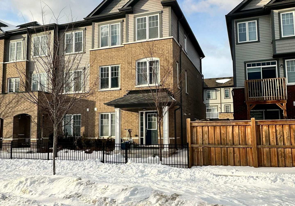 835-atwater-path-oshawa-ontario-e12960968