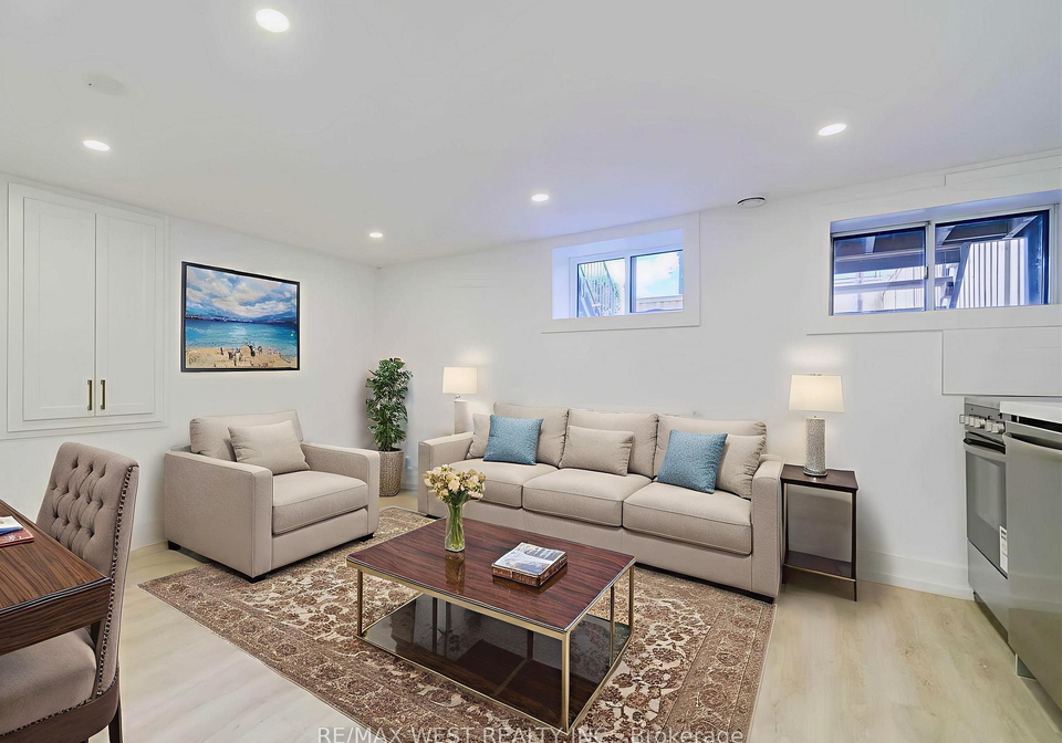 129-curzon-street-toronto-ontario-e12961696