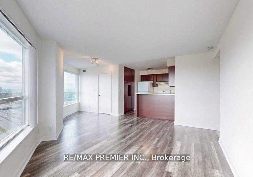 36-lee-centre-drive-scarborough-ontario-e12961908
