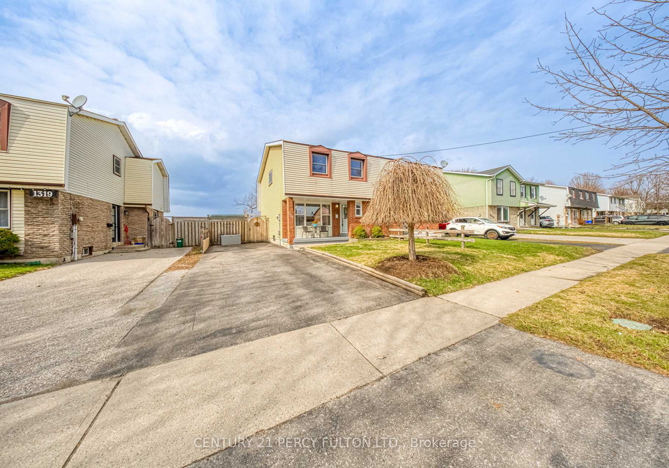 1323-fenelon-crescent-oshawa-ontario-e12963646
