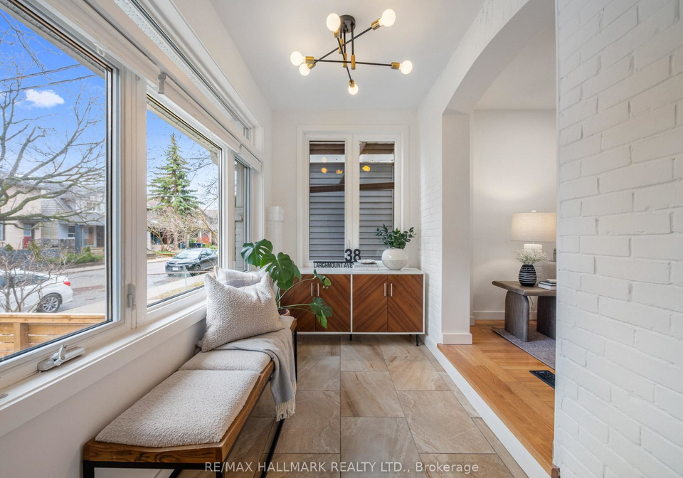 38-larchmount-avenue-toronto-ontario-e12963744